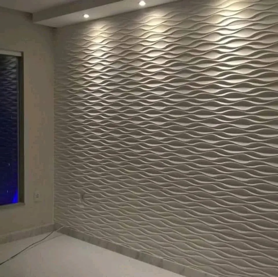 Painel 3D decorativo em gesso no hall de entrada